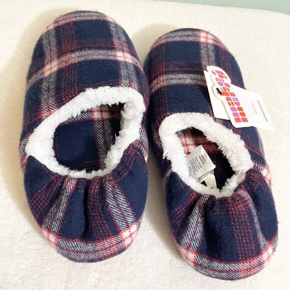 Nordstrom Closed Toe Faux Fur Lining Slippers Navy Peacoat Tartan L/XL NWT - Picture 8 of 10